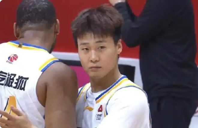 北京首钢惨败福建队 三名核心球员低迷成关键