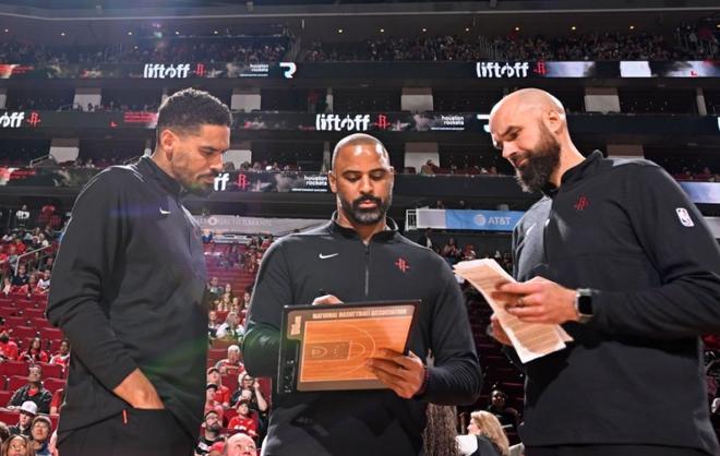 火箭队两连败陷困境 西部排名或定型