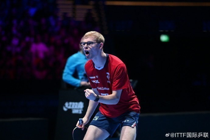 王楚钦惊天逆转晋级八强 决胜局15-13绝杀勒布伦