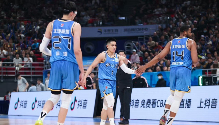 北京惨败浙江联赛第三争夺战陷入被动